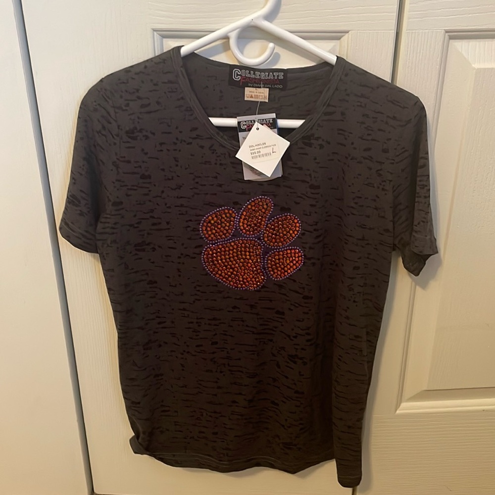 Clemson Tigers short sleeve shirt size Large with beaded tiger paw